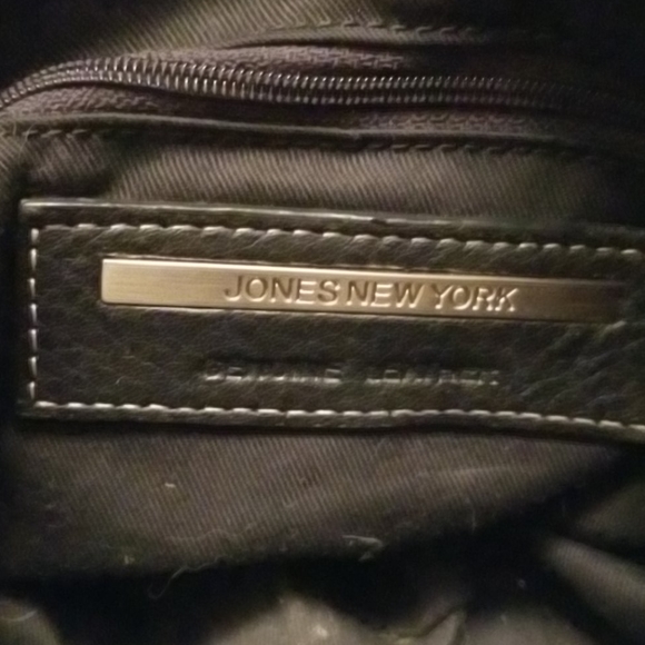 Jones New York small barrel leather purse - Picture 6 of 7